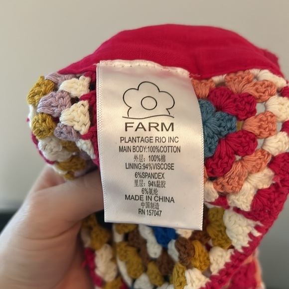 Farm RIO crochet granny square knit crop top - Picture 7 of 8